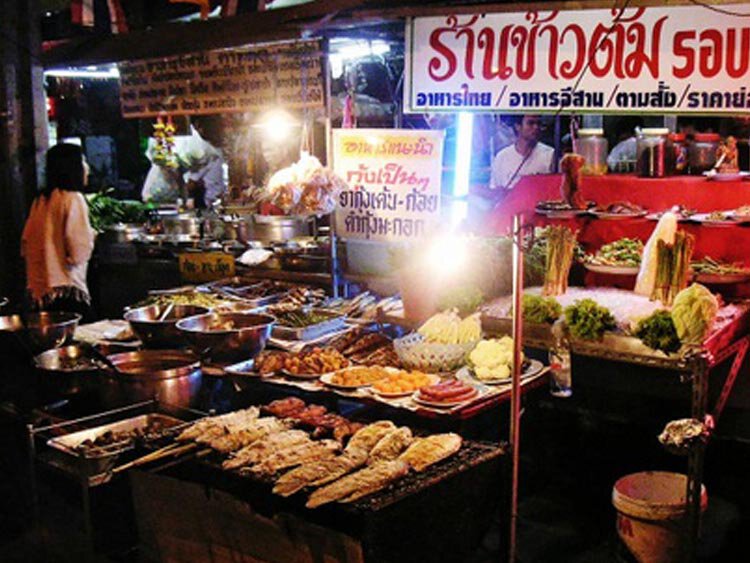 Tuktuk Streetfood safari