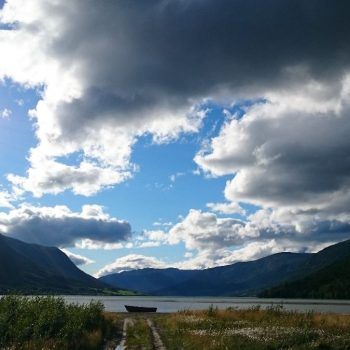 Een kampeerplek in Lom
