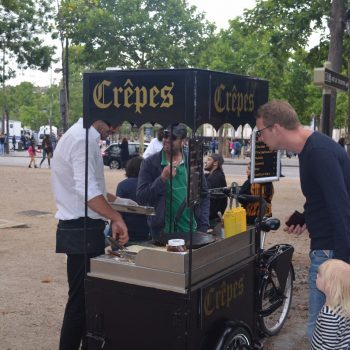 Crêpes bij de Arc de triomph