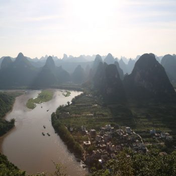 Xingping, Karstgebergte