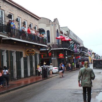 Bourbon Street in de French Quarter van new Orleans