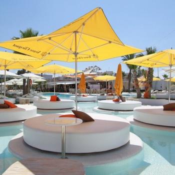 Ocean beach club