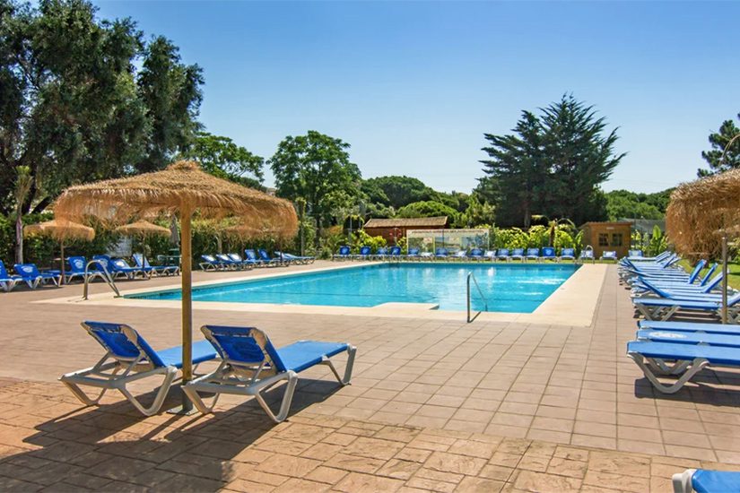 Zwembad van Camping Cabopino in Andalusië