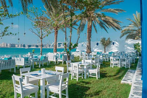 Le Meridien Mina Seyahi Beach All inclusive resort Dubai terras