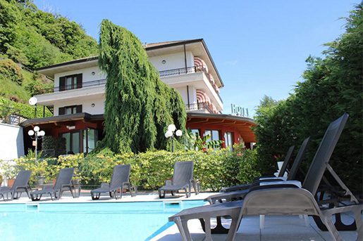 Hotel Lo Scoiattolo zwembad