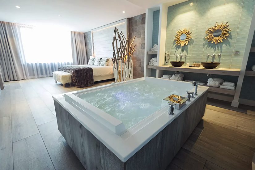 Luxe wellnesskamer bij het Nederlandse van der Valk hotel in Utrecht